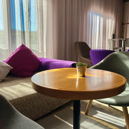 Kyriad Hotel Le Blanc-Mesnil