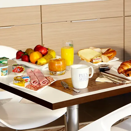 Hotel Kyriad Le Blanc-Mesnil