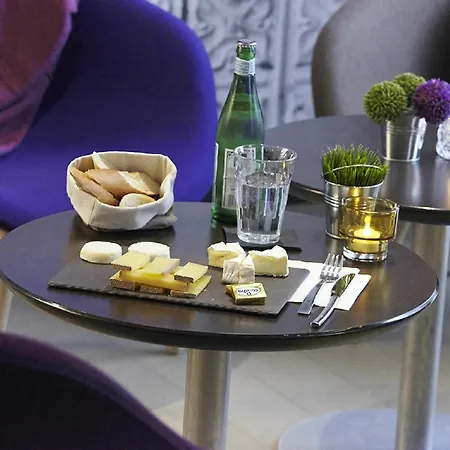 Ξενοδοχείο Kyriad 3*