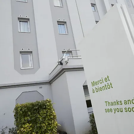 Kyriad Le Blanc-Mesnil