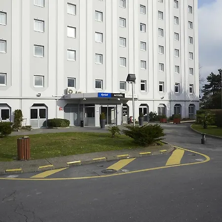 Hotel Kyriad Le Blanc-Mesnil