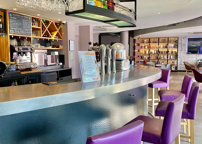 Kyriad 3* ル・ブラン・メニル