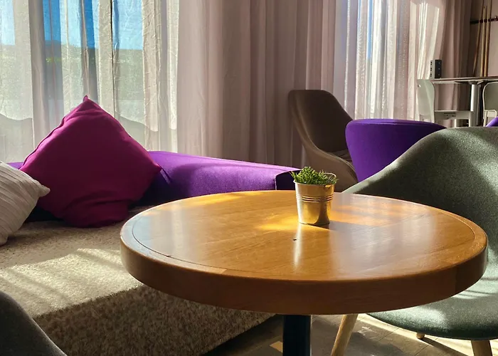 Kyriad ホテル ル・ブラン・メニル