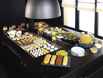 Kyriad ル・ブラン・メニル