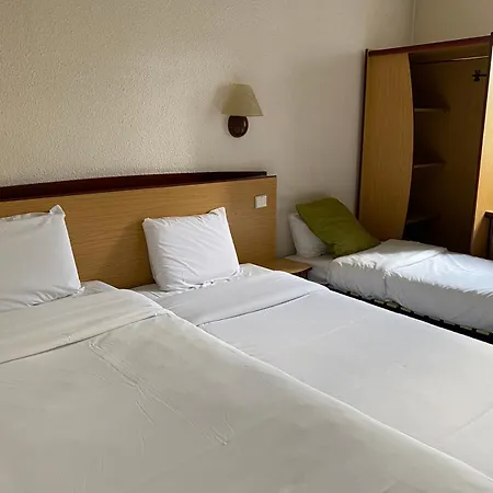 Hotel Kyriad 3*