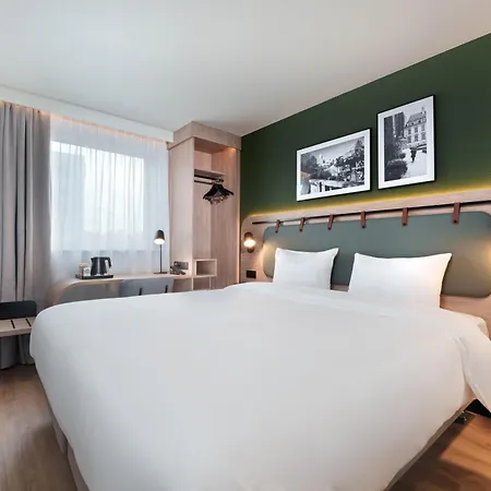 Kyriad Hotel Le Blanc-Mesnil