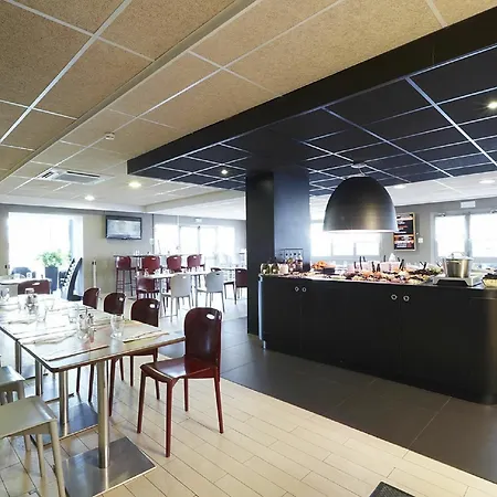 Hotel Kyriad Le Blanc-Mesnil